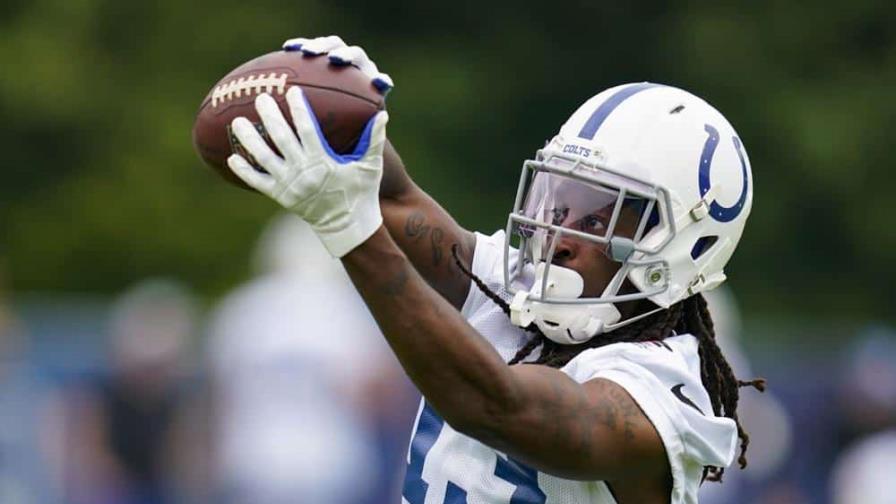 Cowboys firman a T.Y. Hilton, quien jugó 10 años con Colts