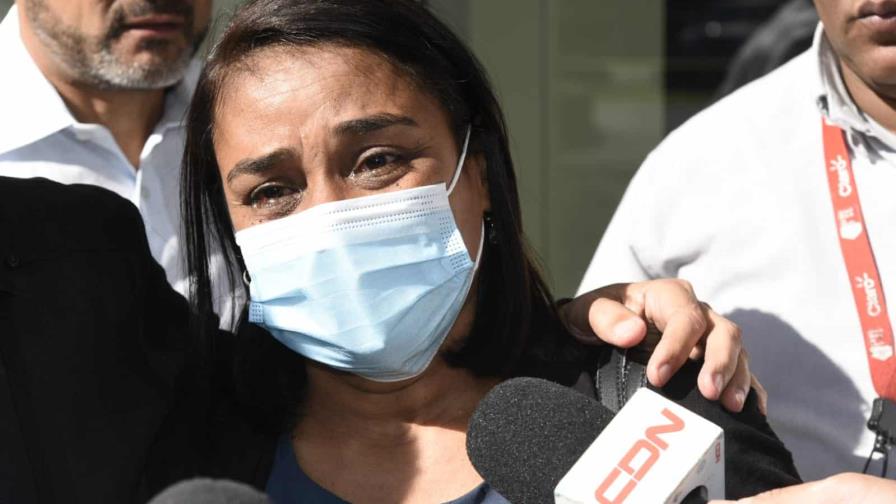 Madre de joven muerto por pedrada desde puente peatonal pide al Presidente prestar atención al caso