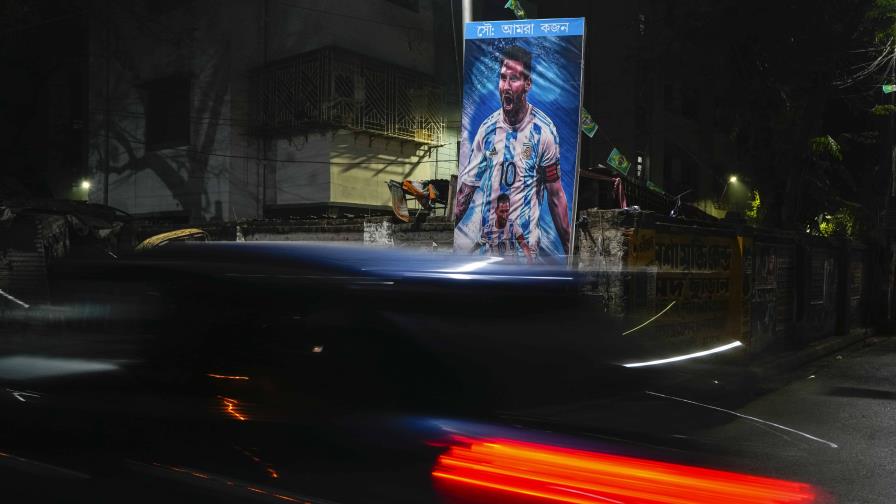 Seguidores de Messi en Asia celebran la victoria argentina