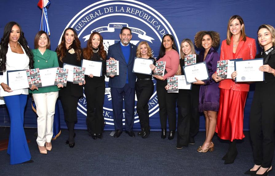Consulado dominicano en NY reconoce a hispanas influyentes en Estados Unidos