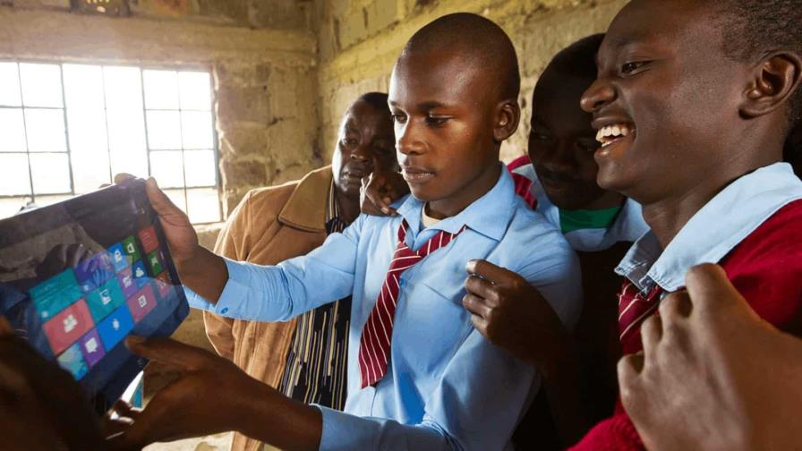 Microsoft busca llevar internet a millones en África y también en Guatemala y México