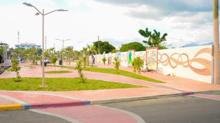 Inauguran Plaza de la Identidad Banileja