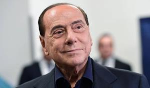 Berlusconi promete un bus de prostitutas para motivar a futbolistas del Monza