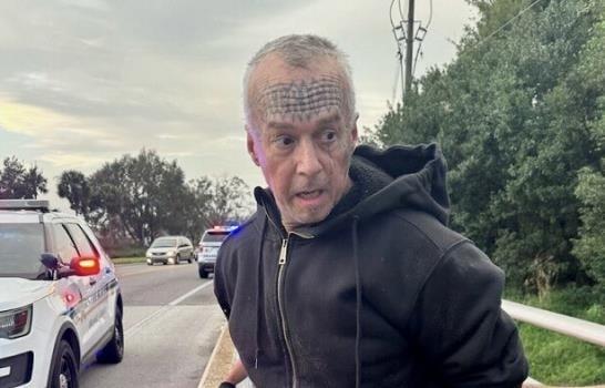Detienen a hombre con tatuajes en la cara por brutal violación en Florida
