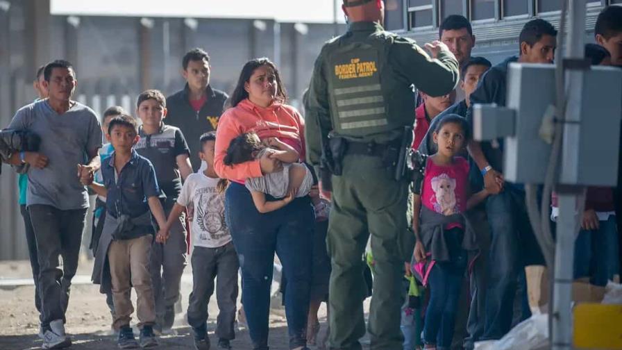 El Paso recibe ayuda federal para lidiar con crisis de migrantes