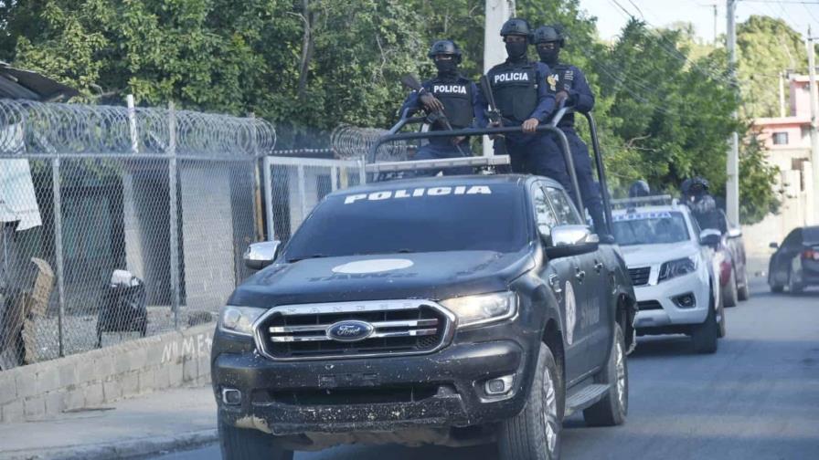 Aumentan patrullaje en el sector Las Mercedes de Los Alcarrizos tras muerte de seis hombres