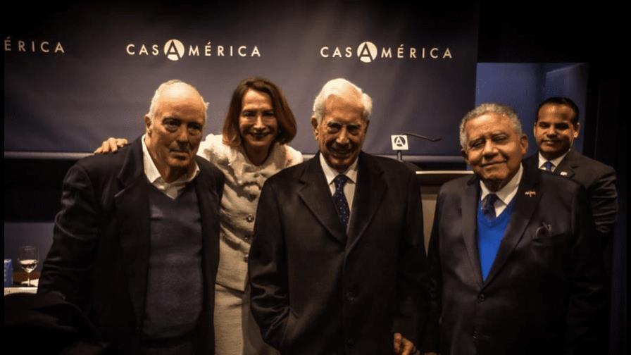 Soledad Álvarez recogió el XXII Premio Casa de América de Poesía Americana