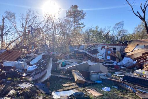 Tornados provocan destrucción en los estados de Luisiana y Mississippi
