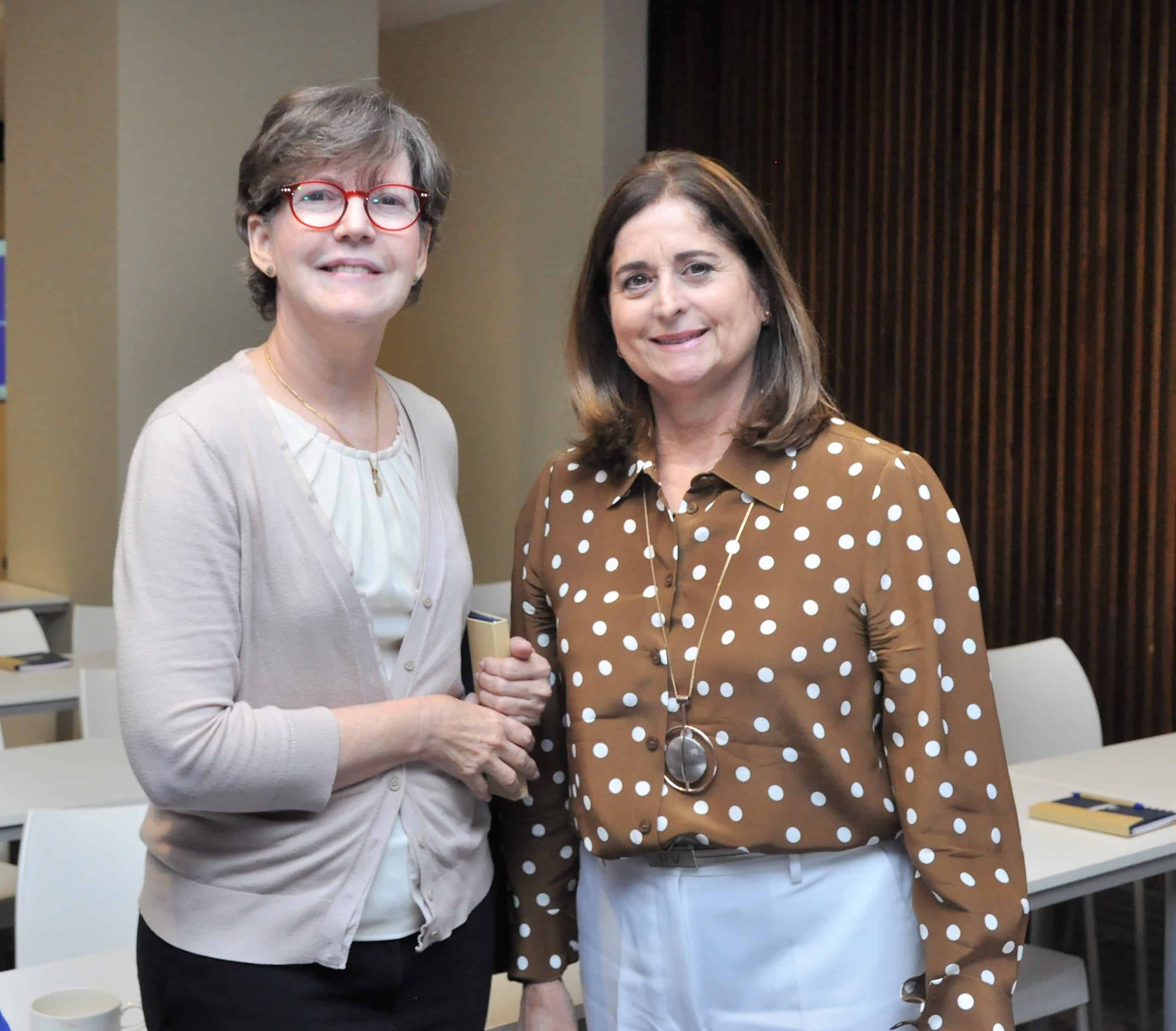 María Cristina Rodríguez Marchena y Leonor Elmúdesi.