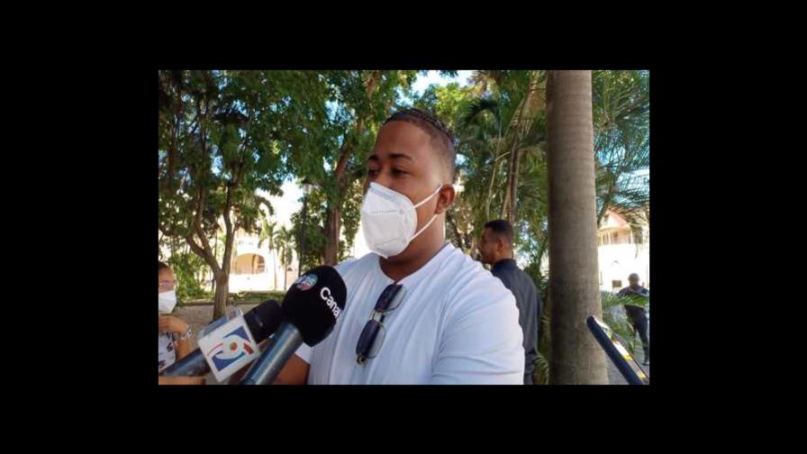 Denuncian más de 100 encargados de polígonos del Censo en Santiago no han cobrado