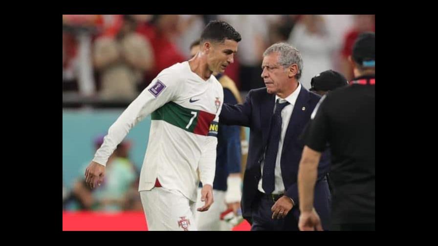 Fernando Santos deja su puesto de seleccionador de Portugal Fernando Santos deja su puesto de seleccionador de Portugal