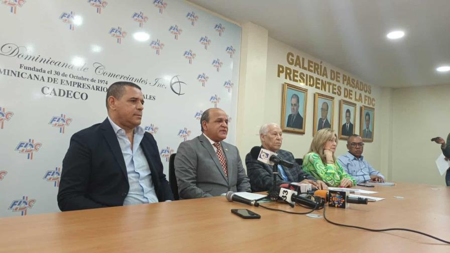 Comerciantes exigen que se concluya la modificación del Código de Trabajo Comerciantes exigen que se concluya la modificación del Código de Trabajo