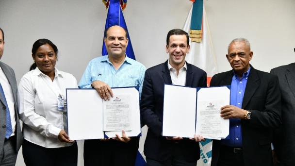 Intrant entrega Corredor Jacobo Majluta a Conatra