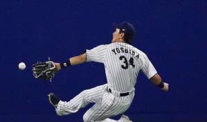 Medias Rojas concretan contrataci&oacute;n millonaria de Yoshida