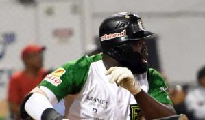 Sandber Pimentel decide con jonrón, triunfo de Estrellas sobre Licey