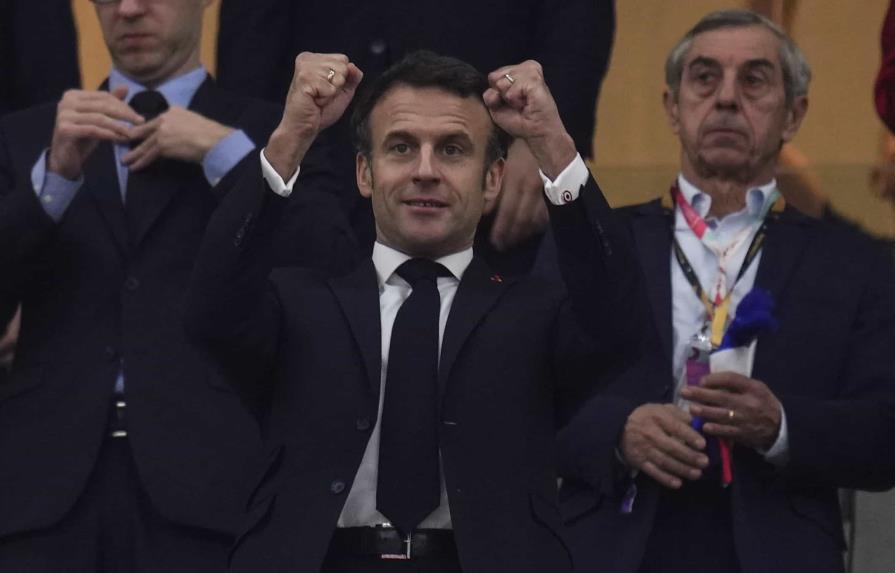 Macron vuelve a Qatar con estrellas del fútbol para la final del Mundial