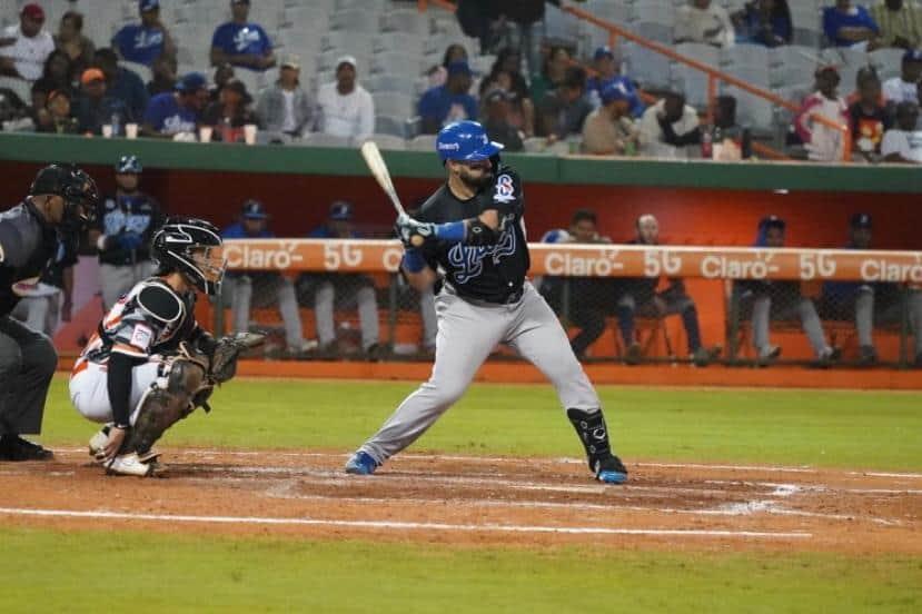 Los Tigres del Licey y Lorenzo Quintana vencen a los Toros del Este