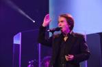 Raphael, a sus casi 80 años, canta victoria en Madrid Raphael, a sus casi 80 años, canta victoria en Madrid
