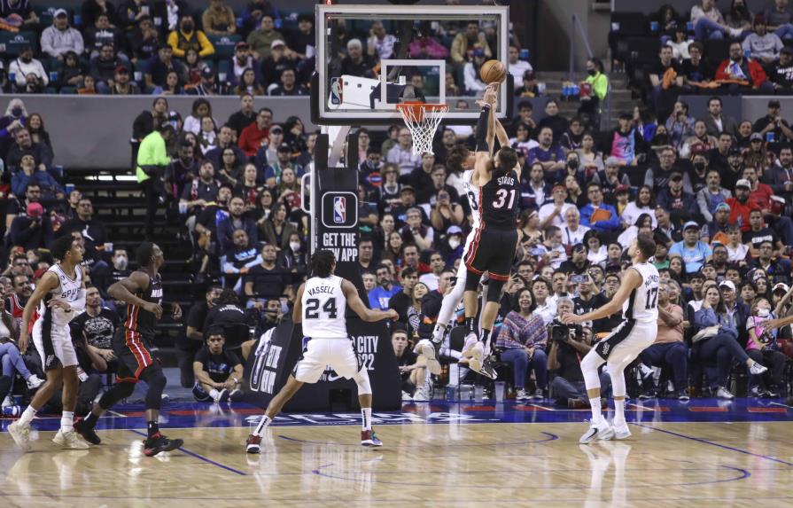 VIDEO | Heat vence a Spurs en el retorno de la NBA a México