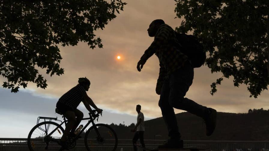 Incendios en Chile dejan dos muertos y 88 casas destruidas