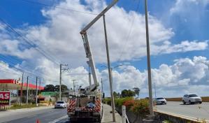 Edeeste repone alumbrado robado en autopista Las Am&eacute;ricas y en la salida del AILA