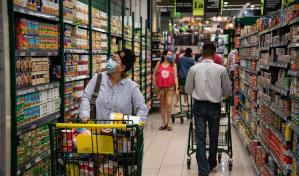 Cuatro medidas económicas tomadas en 2022 para ganarle la carrera a la inflación y sus consecuencias