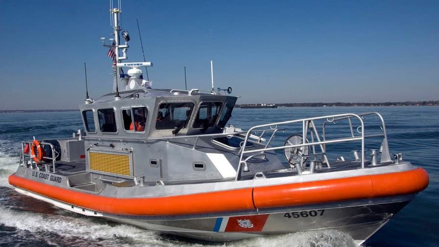 Buscan a nueve cubanos que naufragaron frente a la costa sureste de Florida