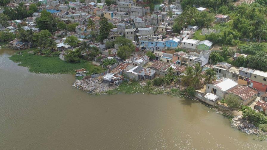 Detectan bacteria del cólera en el río Isabela tras estudio