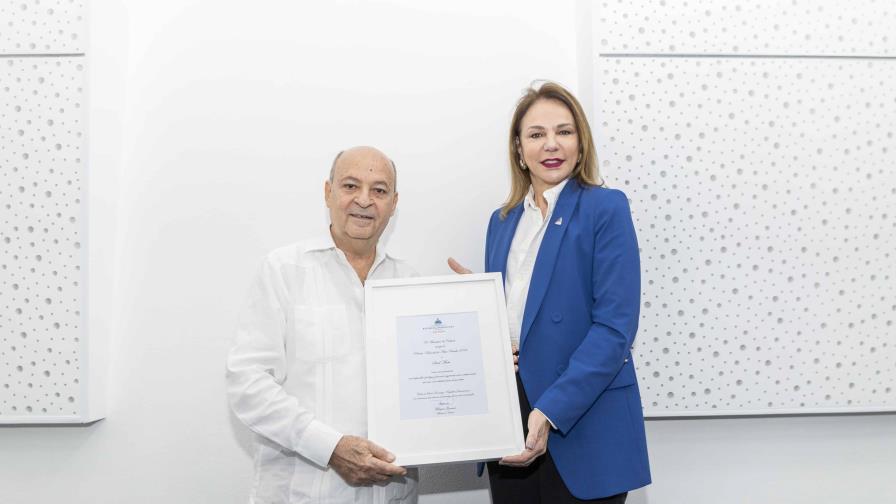Said Musa, Premio Nacional de Artes Visuales: Es importante ser honesto en la vida personal y en el arte también Said Musa, Premio Nacional de Artes Visuales: Es importante ser honesto en la vida personal y en el arte también