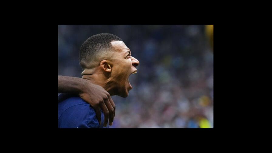 Con Mbappé y Deschamps, Francia tendría un buen futuro