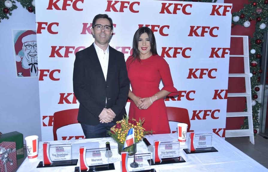 KFC de República Dominicana celebra premio regional LATAM