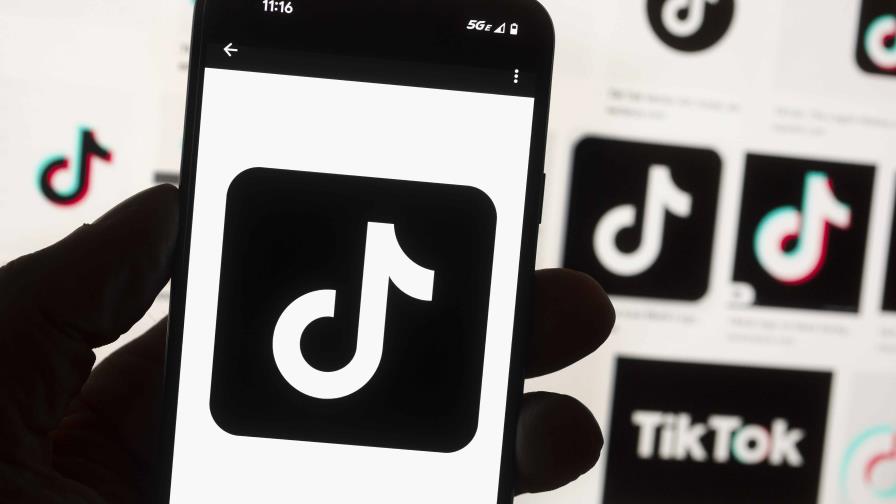 Buscan eliminar TikTok de los dispositivos del gobierno de EEUU