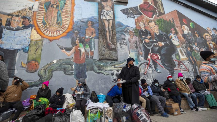 Tormenta invernal: migrantes recién llegados a Denver sufrirán el peor frío en 40 años Tormenta invernal: migrantes recién llegados a Denver sufrirán el peor frío en 40 años