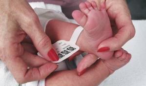 Policía Nacional rescata recién nacido dejado abandonado en solares de Barahona