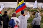 ¡Somos seres humanos!: venezolanos rompen en llanto a los pies de la frontera de EEUU ¡Somos seres humanos!: venezolanos rompen en llanto a los pies de la frontera de EEUU
