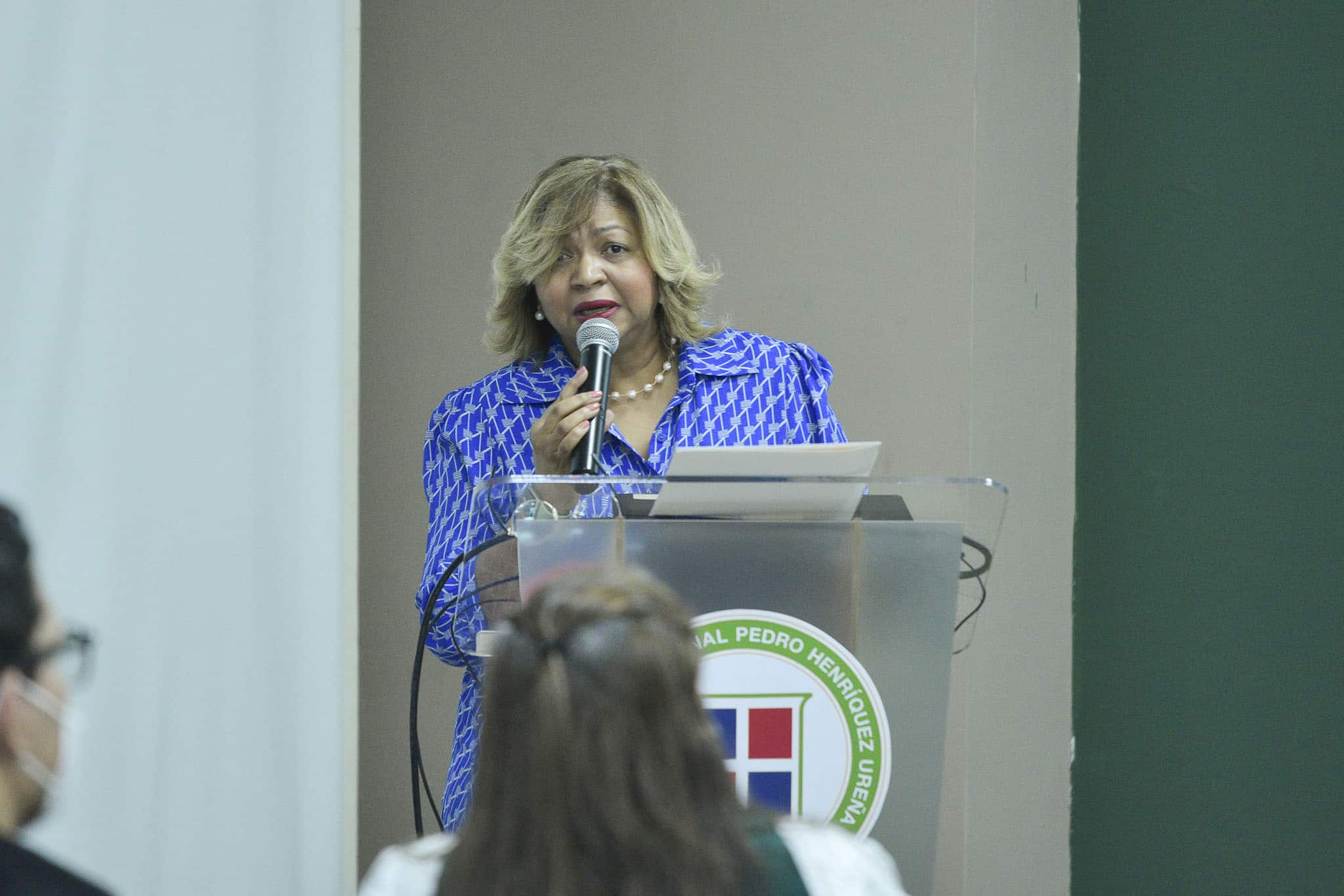 <font style=vertical-align: inherit;><font style=vertical-align: inherit;>Josefina Pepin.</font></font>