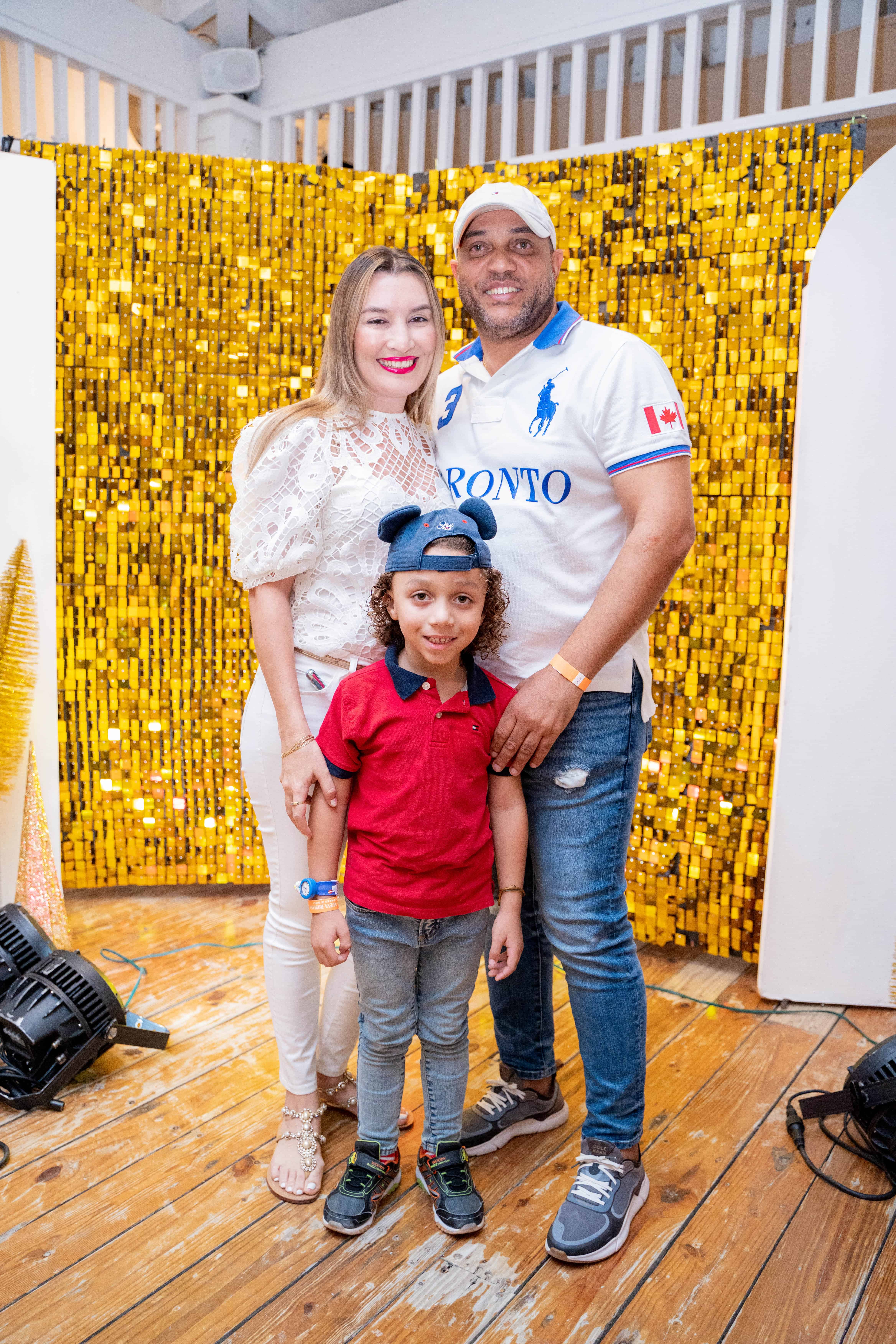 Diana Velásquez, José Nieves y José Nieves (hijo).