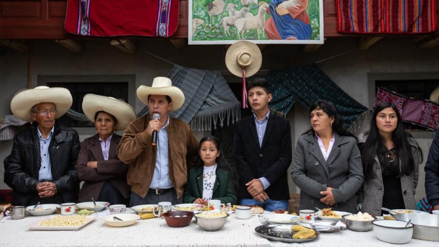 Perú en crisis diplomática con México tras asilo a familia de expresidente Pedro Castillo