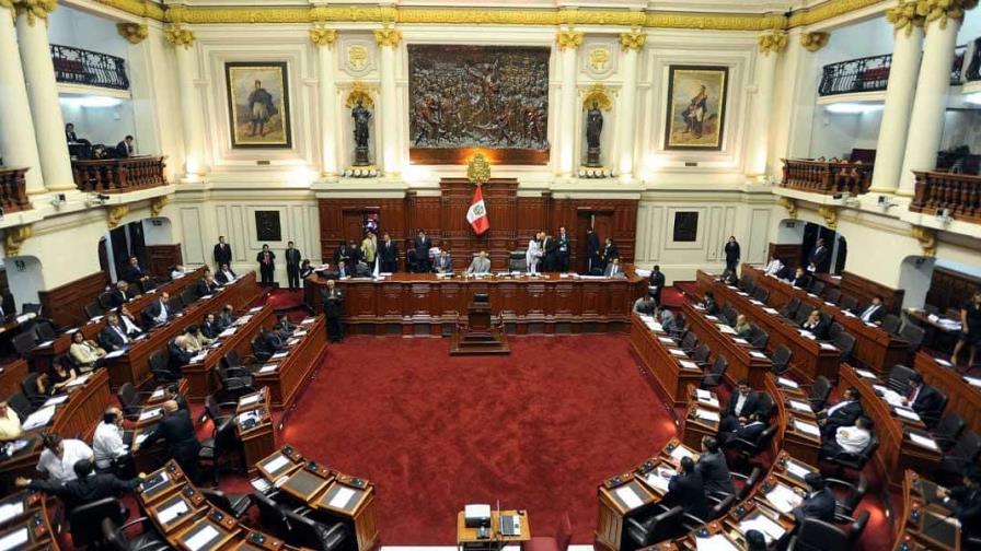 Congreso de Perú debatirá acusación a exministros de Pedro Castillo por autogolpe