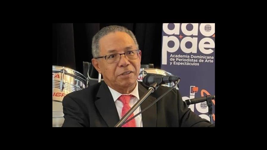 Cámara de Diputados reconocerá al periodista Tejada Gómez y a otros 19 ex dirigentes de clubes Cámara de Diputados reconocerá al periodista Tejada Gómez y a otros 19 ex dirigentes de clubes