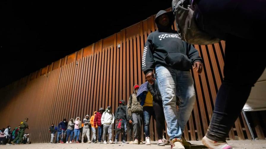 El Título 42 deja la frontera en un limbo y a los migrantes en riesgo El Título 42 deja la frontera en un limbo y a los migrantes en riesgo