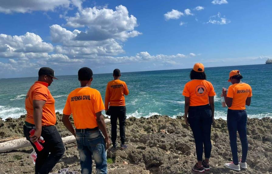 Defensa Civil busca joven de 19 años que se lanzó al mar Caribe en San Pedro de Macorís