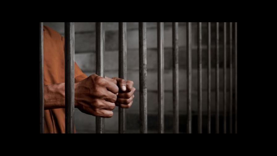 Familiares de salvadoreños detenidos piden al Gobierno permitir visitas Familiares de salvadoreños detenidos piden al Gobierno permitir visitas