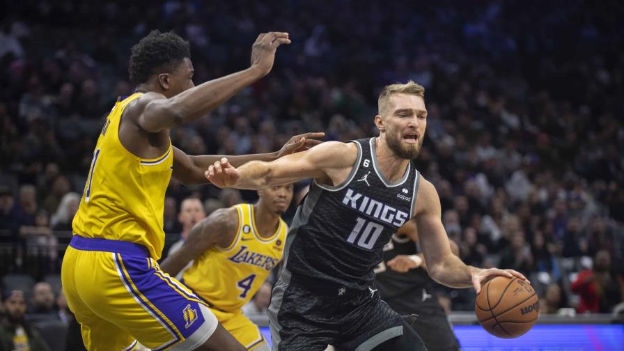VIDEO | Unos Kings equilibrados se imponen a los Lakers de LeBron VIDEO | Unos Kings equilibrados se imponen a los Lakers de LeBron