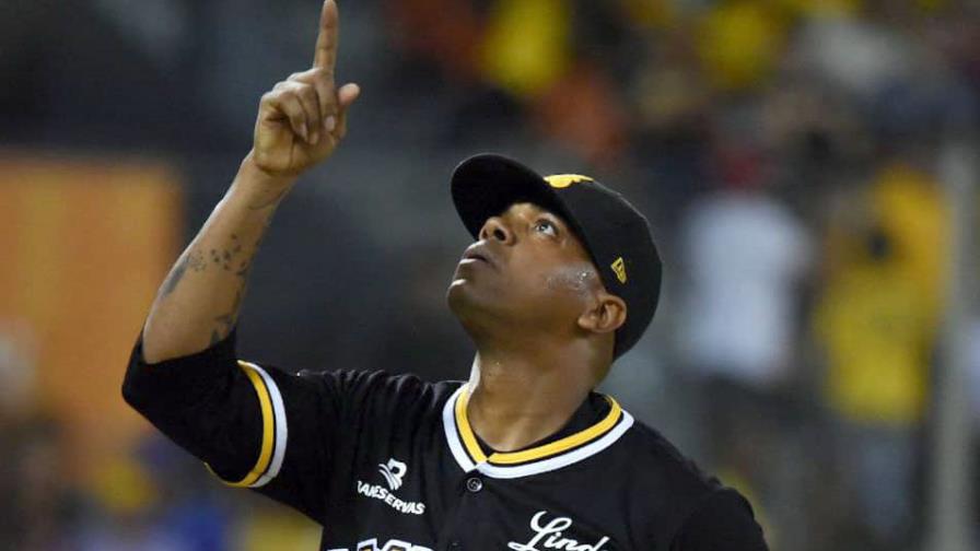 Águilas dejan atrás la confiscación por lío de roster Águilas dejan atrás la confiscación por lío de roster
