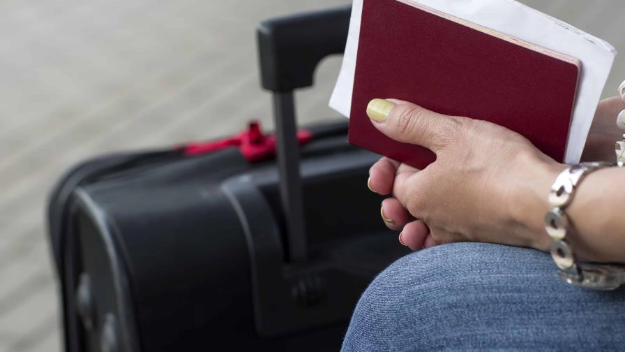 Detienen hombre acusado de estafa con visas de trabajo para viajar a Estados Unidos Detienen hombre acusado de estafa con visas de trabajo para viajar a Estados Unidos