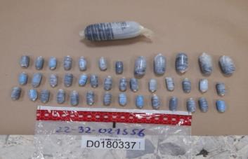 Apresan mujer con droga en la vagina, recto y estómago en el AILA