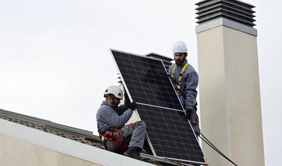 Con la crisis energética, los españoles se lanzan a los paneles solares