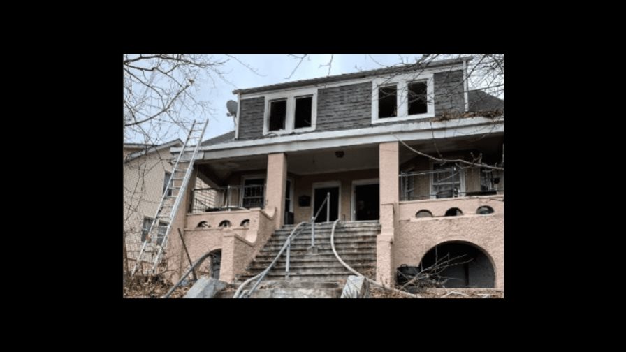 Dos niñas muertas y dos niños en estado crítico en un incendio en Nueva York Dos niñas muertas y dos niños en estado crítico en un incendio en Nueva York