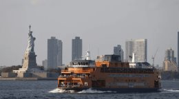 Nueva York aumenta servicio de ferry por la llegada del verano y el Mundial de F&uacute;tbol